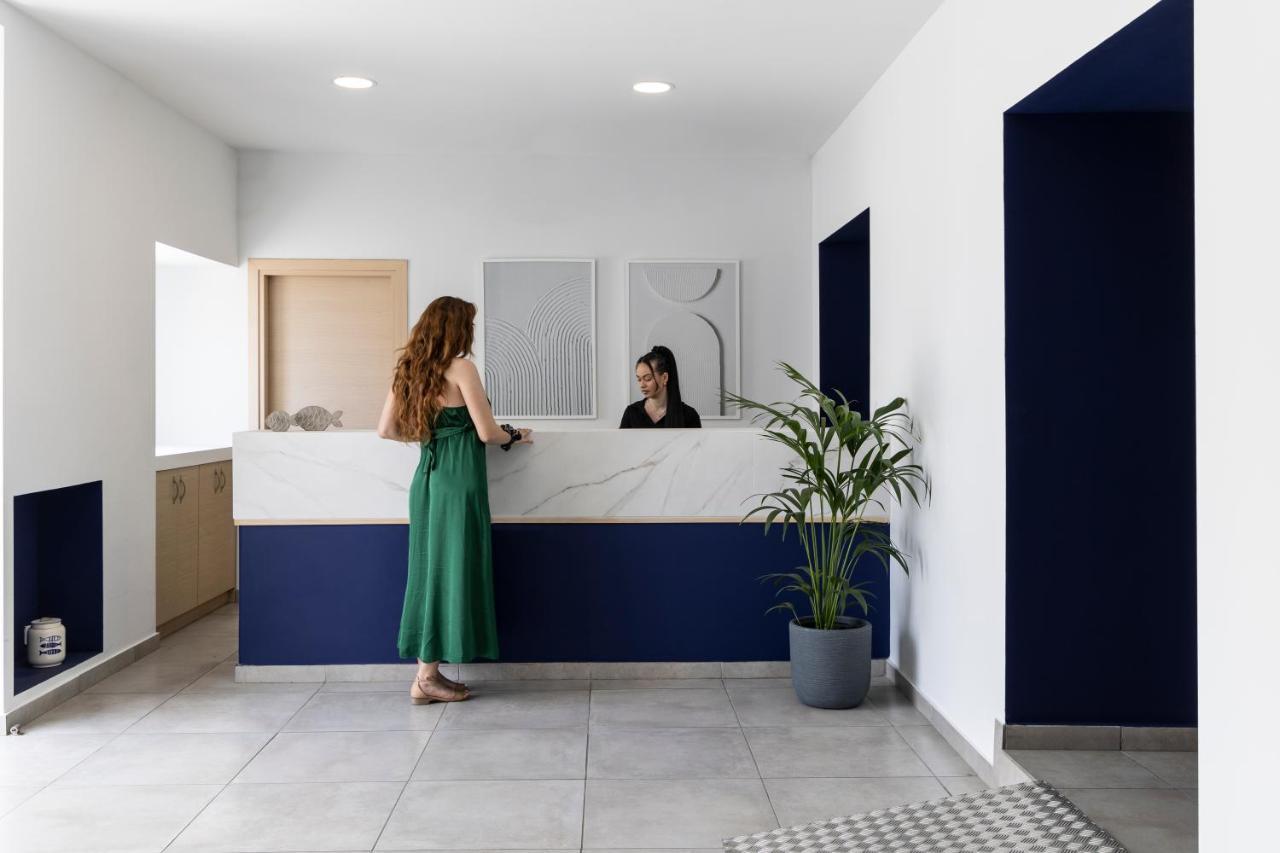 Hotel Kontes Comfort Páros Dış mekan fotoğraf